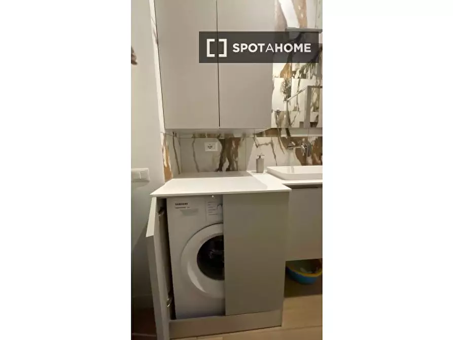 Immagine 8 di Appartamento in affitto  in Via Sisto IV a Roma