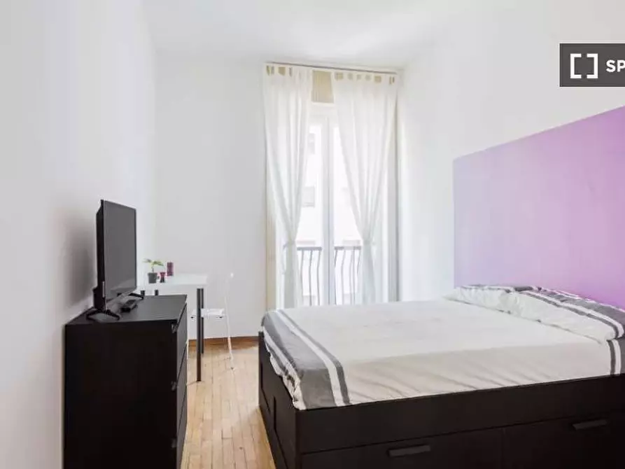 Immagine 1 di Camera condivisa in affitto  in Viale Tunisia a Milano
