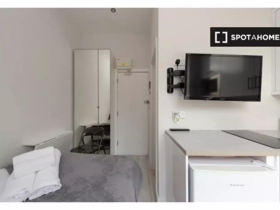 Immagine 18 di Appartamento in affitto  in Flat a Hackney