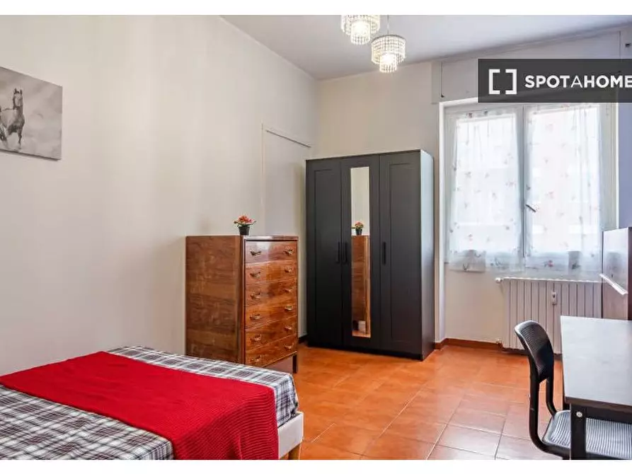 Immagine 6 di Camera condivisa in affitto  in Via Carolina Invernizio a Milano