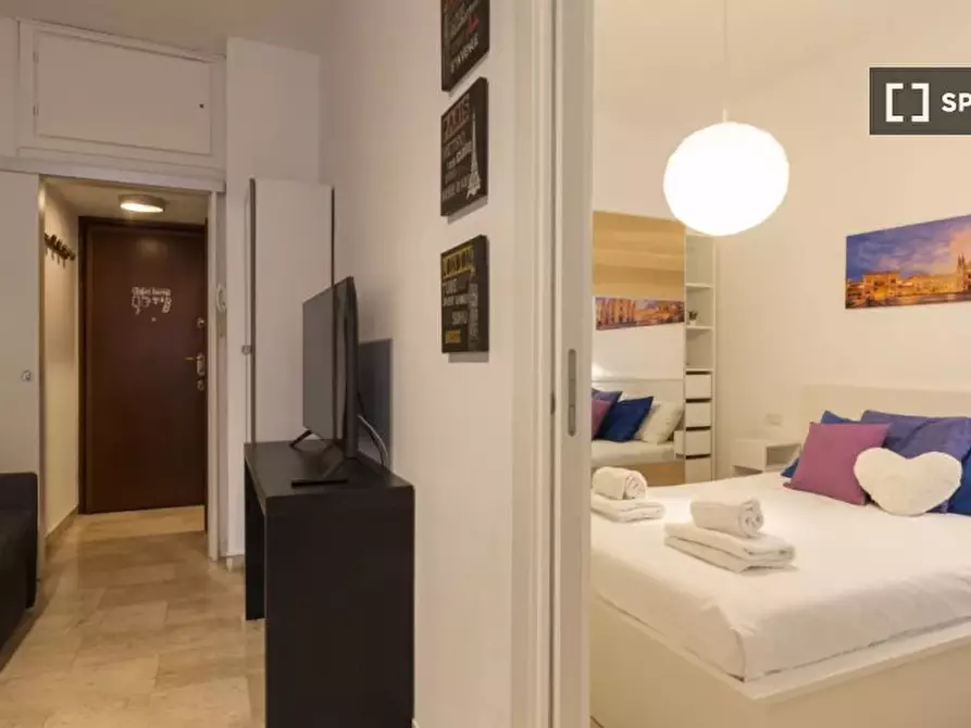 Immagine 13 di Appartamento in affitto  in Via Melzo a Milano