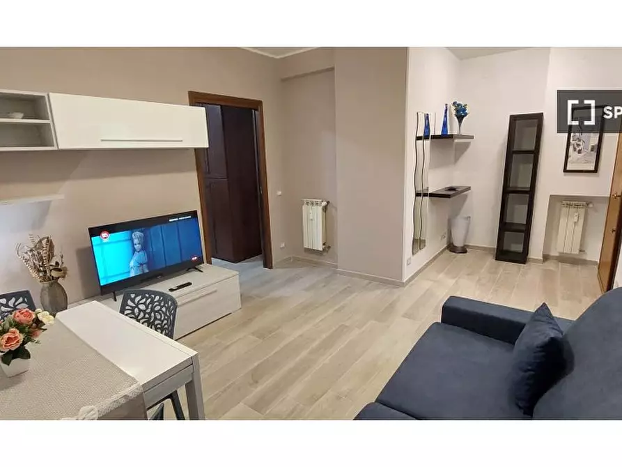 Immagine 7 di Appartamento in affitto  in Via Pescaglia a Roma
