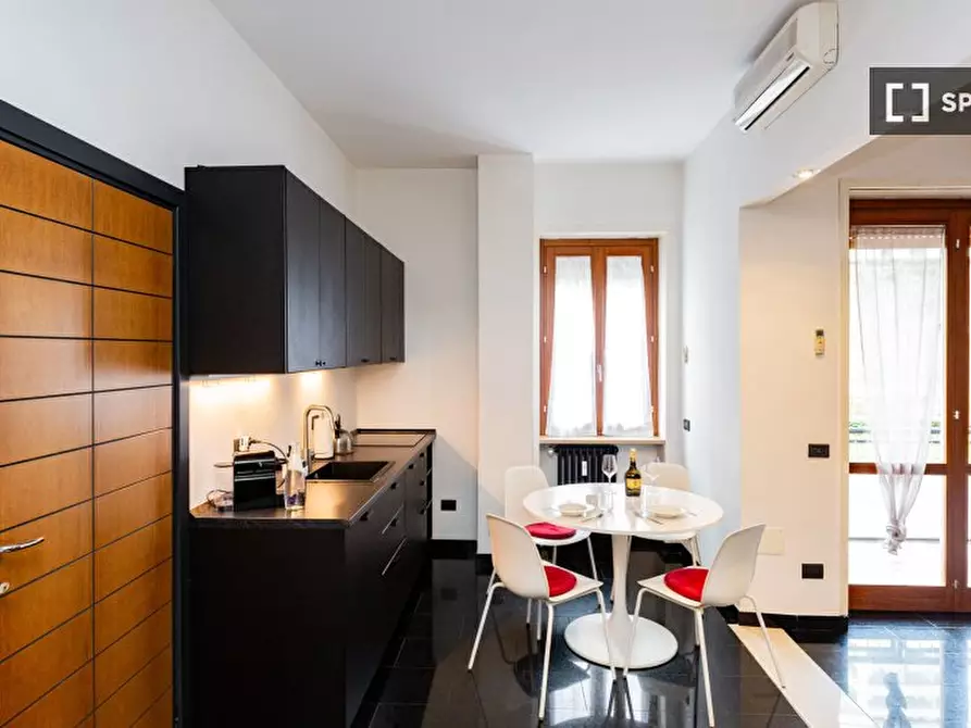 Immagine 10 di Appartamento in affitto  in Via Francesco Ferrucci a Milano