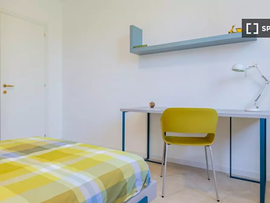 Immagine 5 di Camera condivisa in affitto  in Famagosta a Milano