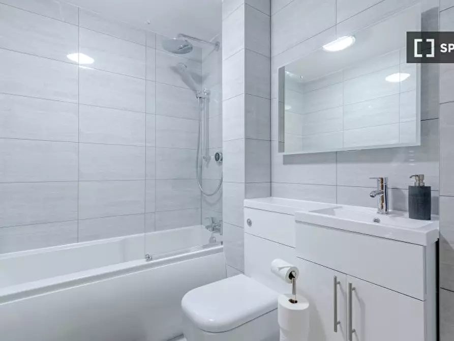 Immagine 13 di Appartamento in affitto  in Grosvenor Court a Poplar
