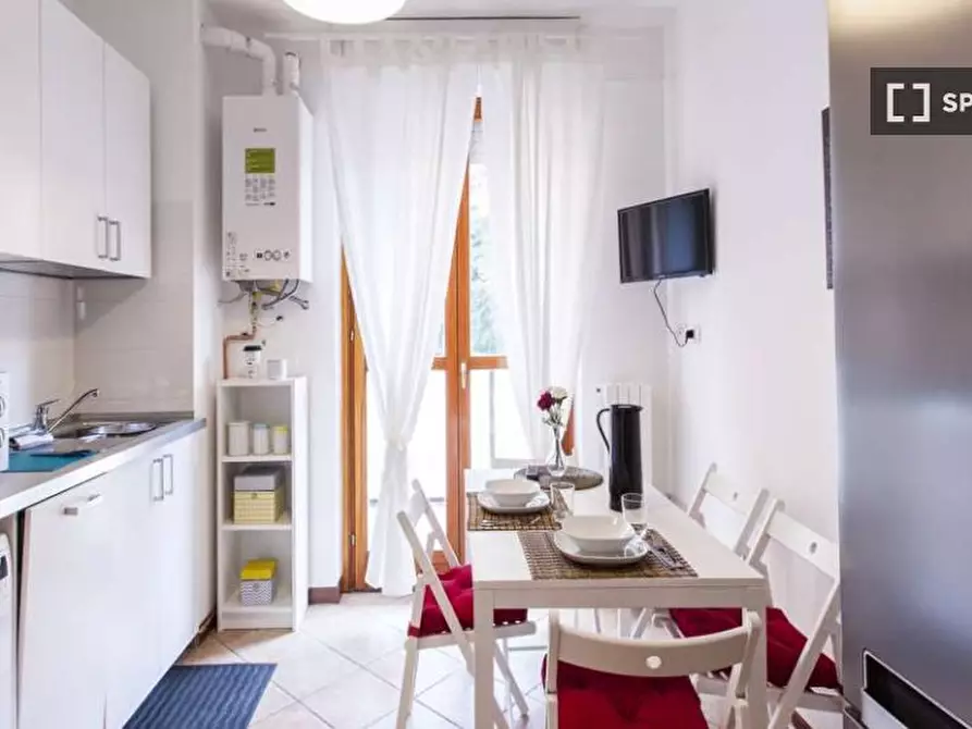 Immagine 12 di Camera condivisa in affitto  in Via Alessandro Astesani a Milano