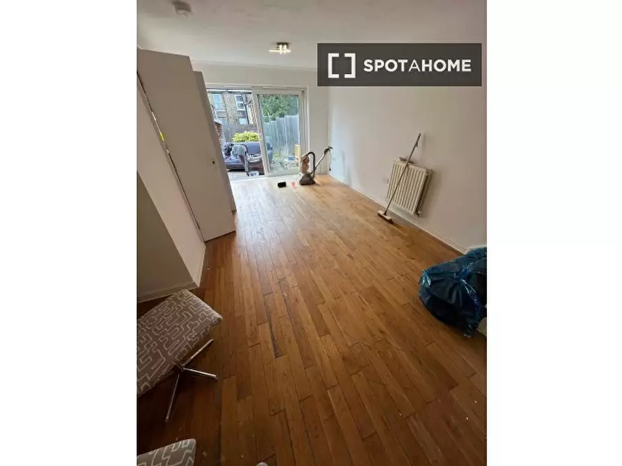 Immagine 8 di Appartamento in affitto  in Joseph Hardcastle Cl a Lewisham