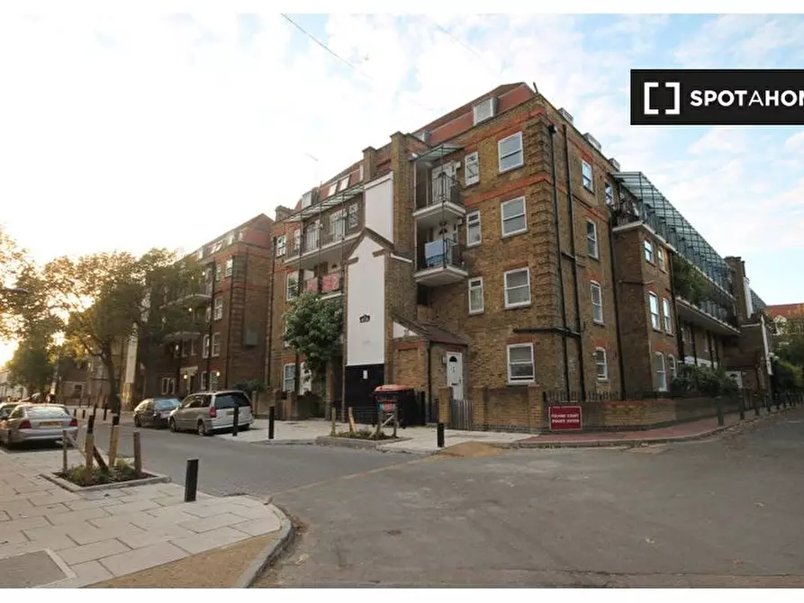 Immagine 5 di Camera condivisa in affitto  in Fulham Ct a Hammersmith