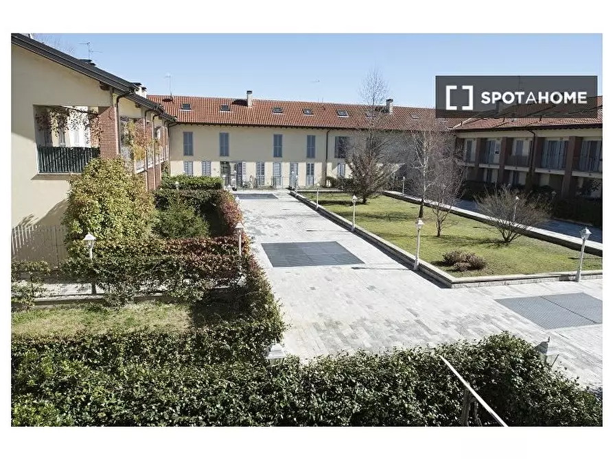 Immagine 7 di Camera condivisa in affitto  in Via Giuseppe De Finetti a Milano