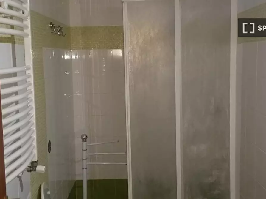 Immagine 17 di Camera condivisa in affitto  in Piazzetta Luigi Settembrini a Napoli