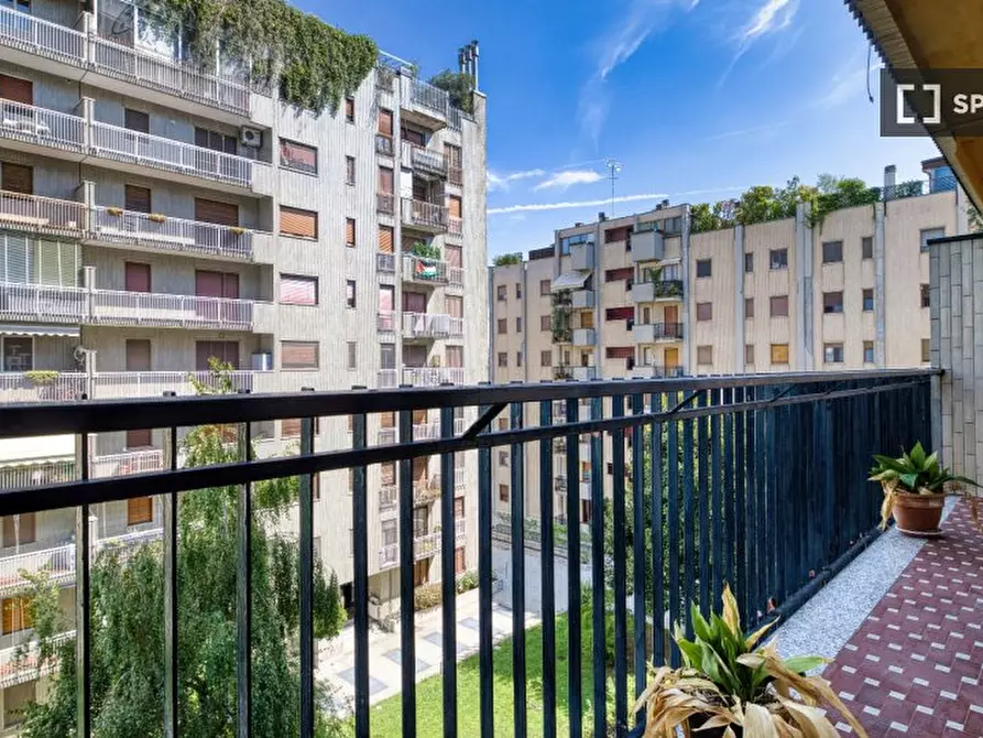 Immagine 9 di Camera condivisa in affitto  in Giuseppe a Milano