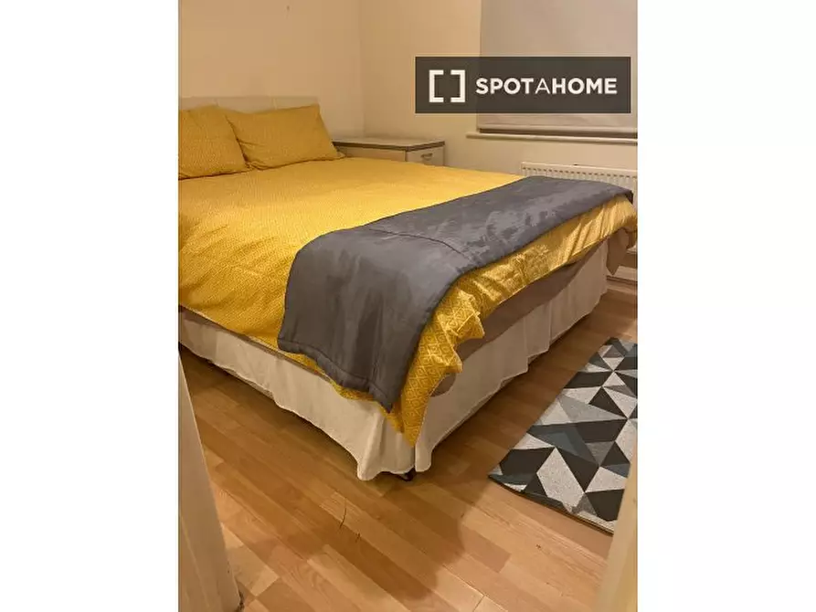 Immagine 3 di Camera condivisa in affitto  in Tollgate Dr a Hillingdon