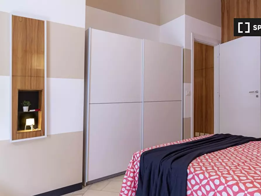 Immagine 2 di Camera condivisa in affitto  in Via Principi d'Acaja a Torino