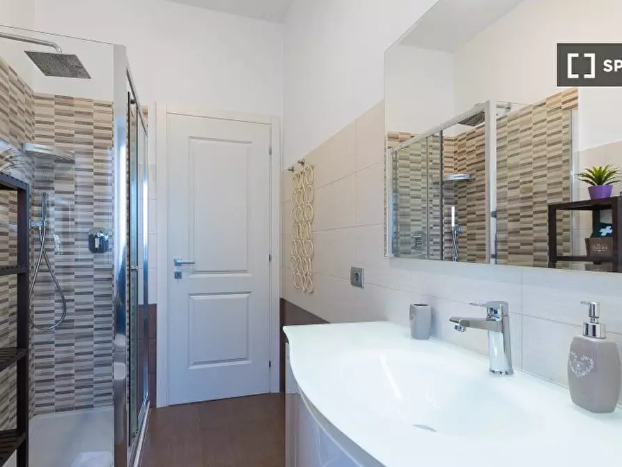 Immagine 10 di Appartamento in affitto  in Via Altavilla Irpina a Roma