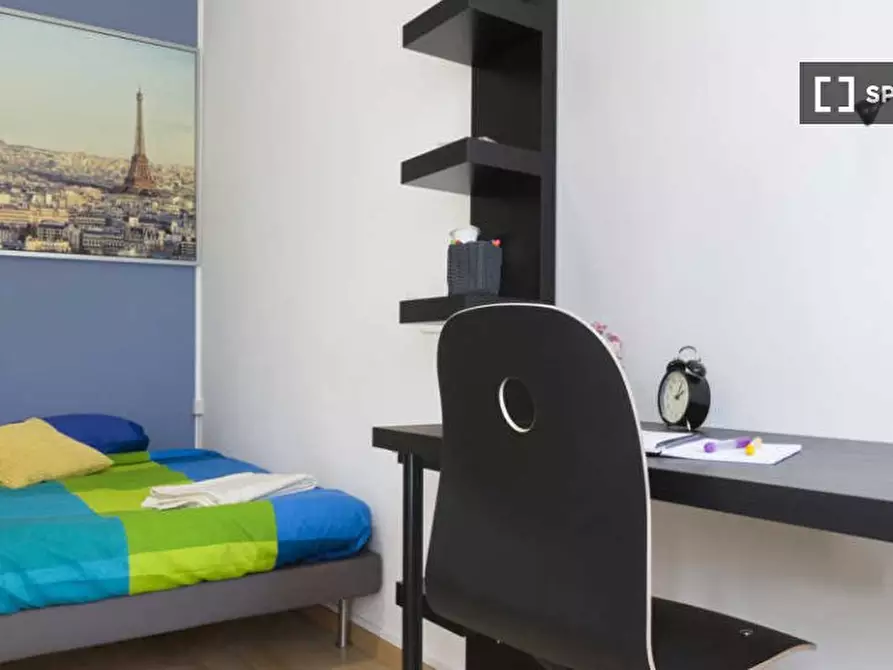 Immagine 2 di Camera condivisa in affitto  in Via Lucca Milan a Milano