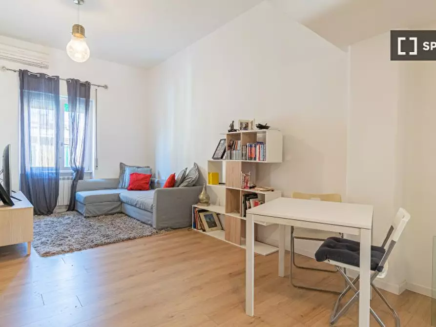 Immagine 14 di Appartamento in affitto  in Via Carlo della Rocca a Roma