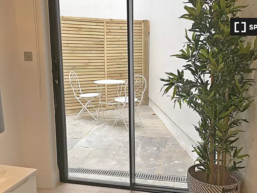 Immagine 11 di Appartamento in affitto  in Bourlet Cl a Paddington