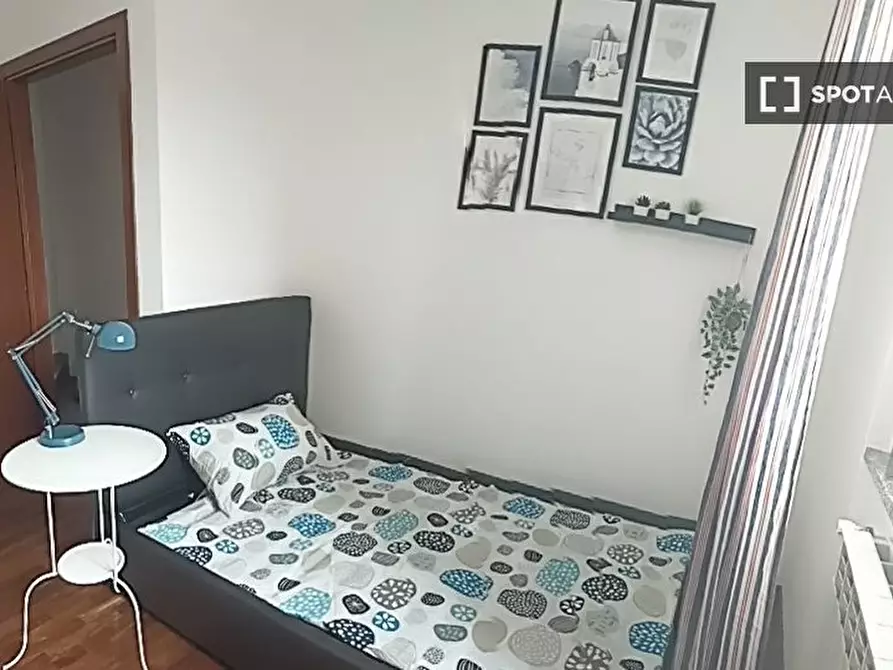 Immagine 9 di Camera condivisa in affitto  in Via Carlo Imbonati a Milano
