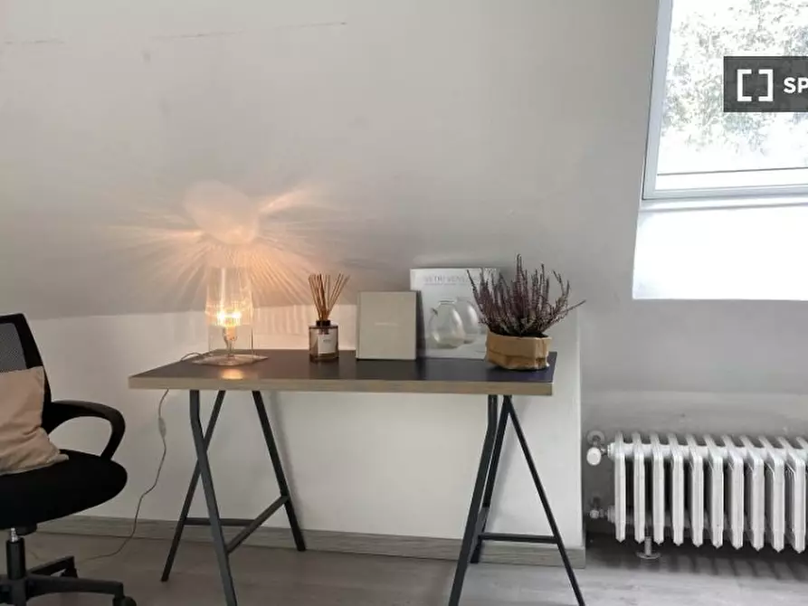 Immagine 2 di Camera condivisa in affitto  in Giovanni Maria a Milano