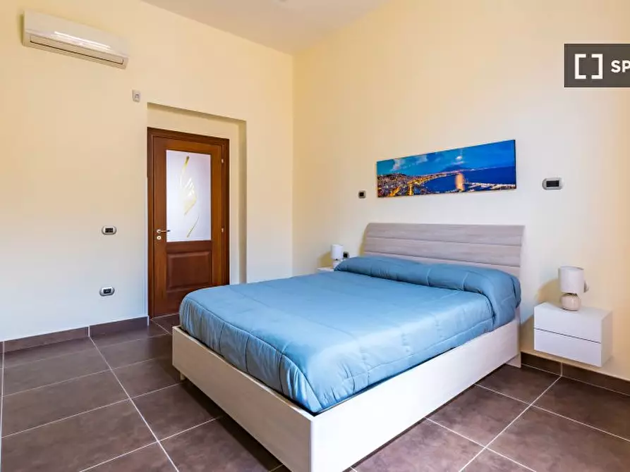 Immagine 6 di Appartamento in affitto  in Piazza Giuseppe Garibaldi a Napoli