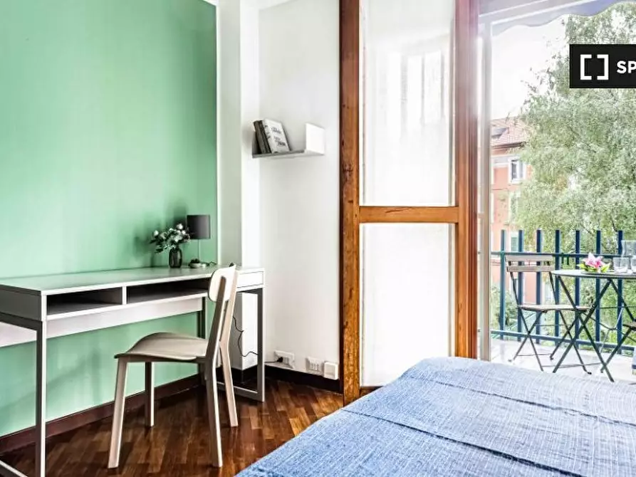 Immagine 16 di Camera condivisa in affitto  in Via Coluccio Salutati a Milano