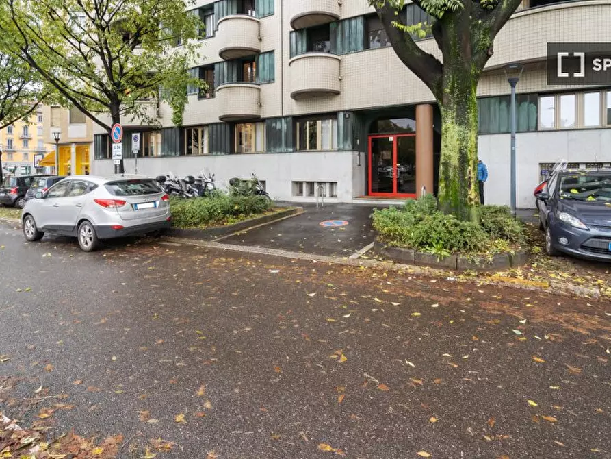 Immagine 14 di Camera condivisa in affitto  in Via Giotto a Milano