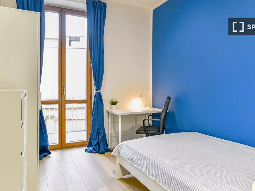 Immagine 8 di Camera condivisa in affitto  in Via Cesana a Torino