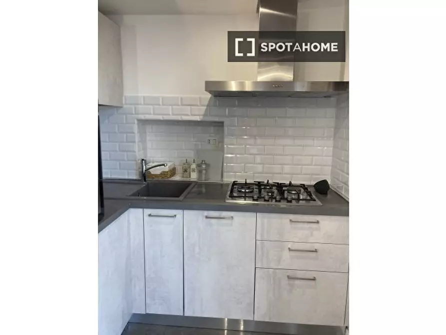 Immagine 11 di Ufficio in affitto  in Via Alberto Chiarugi a Roma