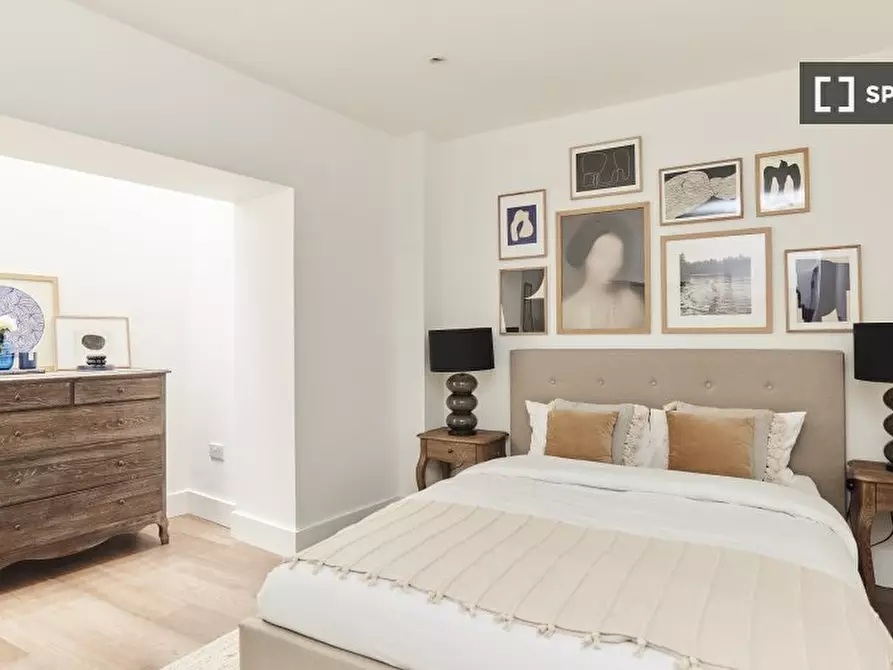 Immagine 10 di Appartamento in affitto  in Felgate Mews a Hammersmith