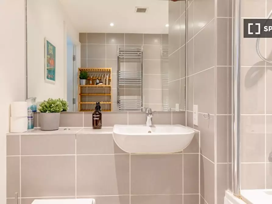Immagine 16 di Appartamento in affitto  in flat a Islington