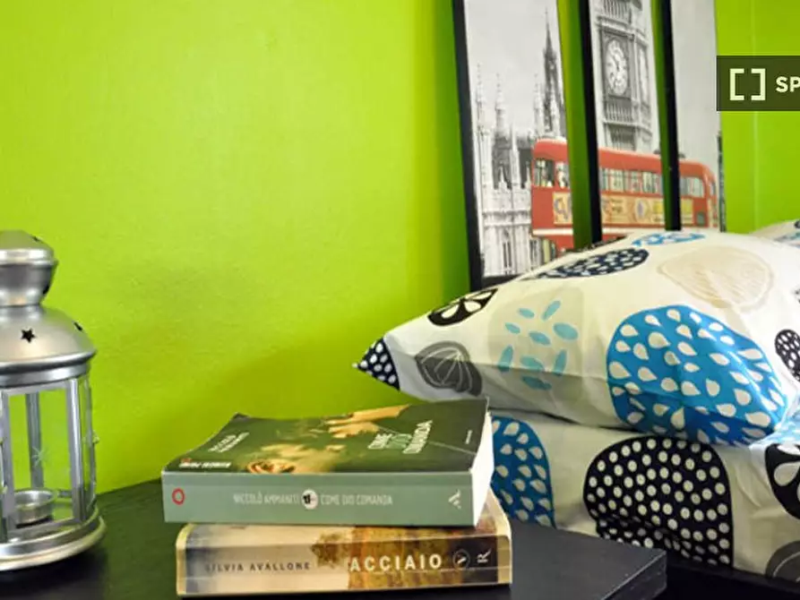 Immagine 3 di Camera condivisa in affitto  in Via Tortona a Milano