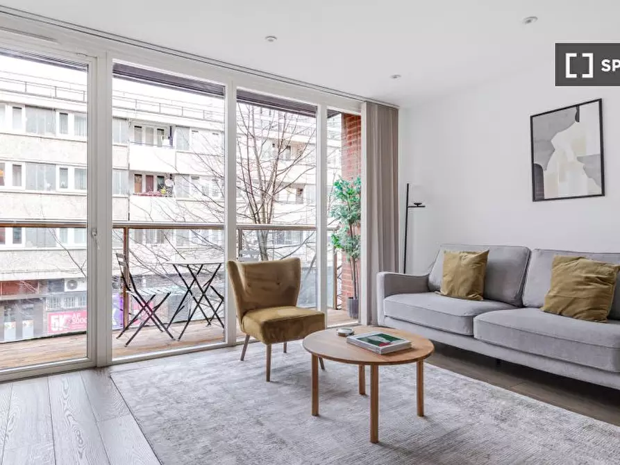 Immagine 1 di Appartamento in affitto  in Central St a Islington