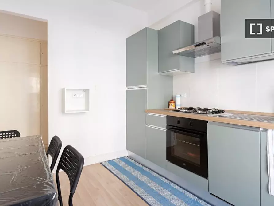 Immagine 9 di Appartamento in affitto  in Via Ampio Flaviano a Roma