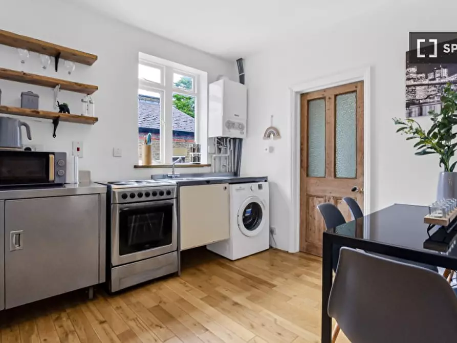 Immagine 12 di Appartamento in affitto  in Richmond Rd a Tottenham