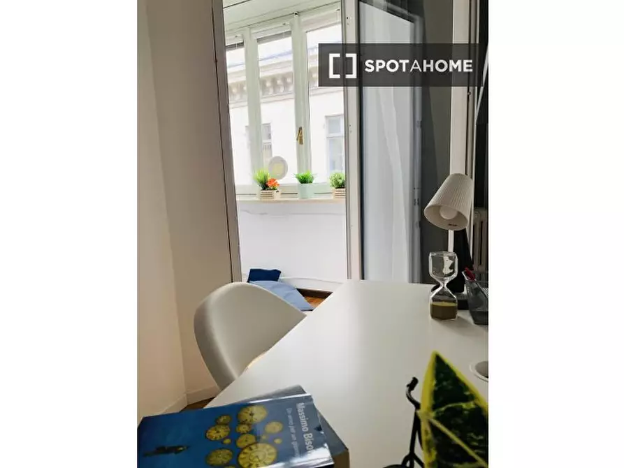 Immagine 3 di Camera condivisa in affitto  in Via Sant'Agostino n. a Torino