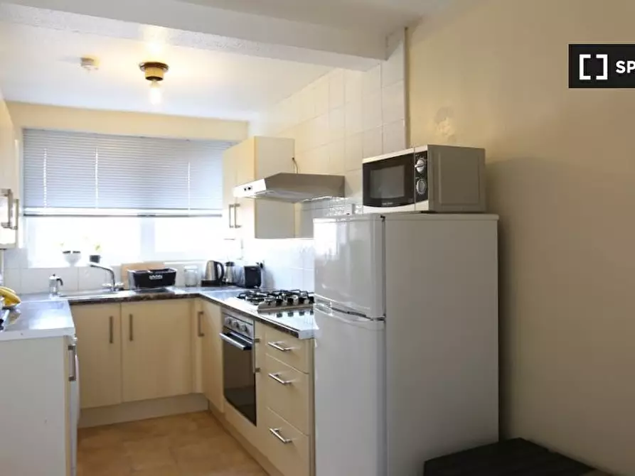 Immagine 6 di Camera condivisa in affitto  in Wager Street a Poplar