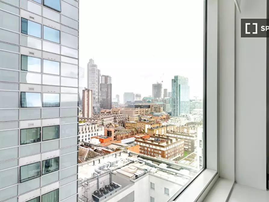 Immagine 6 di Appartamento in affitto  in Whitechapel High St a Poplar
