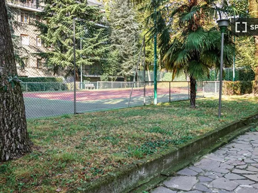 Immagine 14 di Camera condivisa in affitto  in Via Federico Tesio a Milano