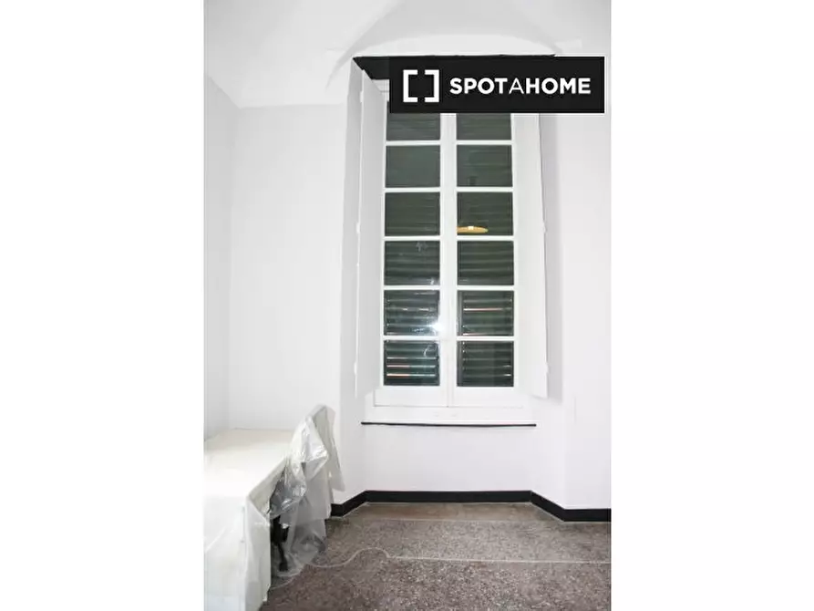 Immagine 15 di Camera condivisa in affitto  in Piazza del Campo a Genova