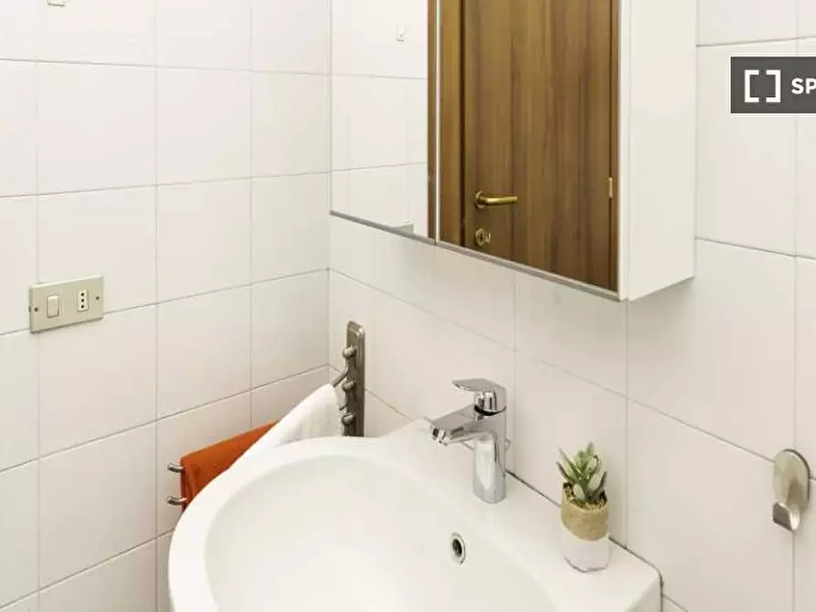 Immagine 19 di Camera condivisa in affitto  in Via Giuseppe Meda a Milano