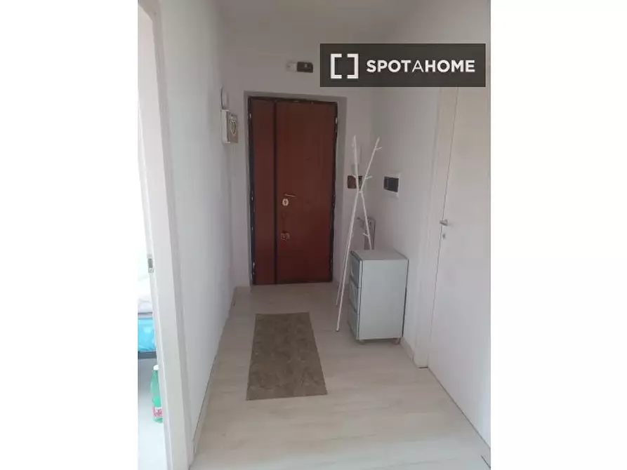 Immagine 6 di Camera condivisa in affitto  in Via Giovanni Battista Bastianelli a Roma