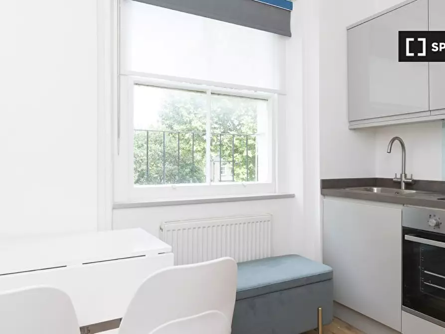 Immagine 3 di Ufficio in affitto  in Flat a Paddington