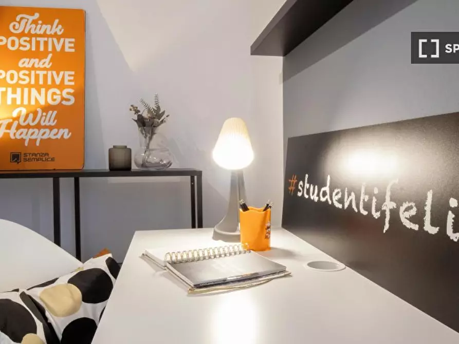 Immagine 6 di Camera condivisa in affitto  in Via Piobesi n. a Torino