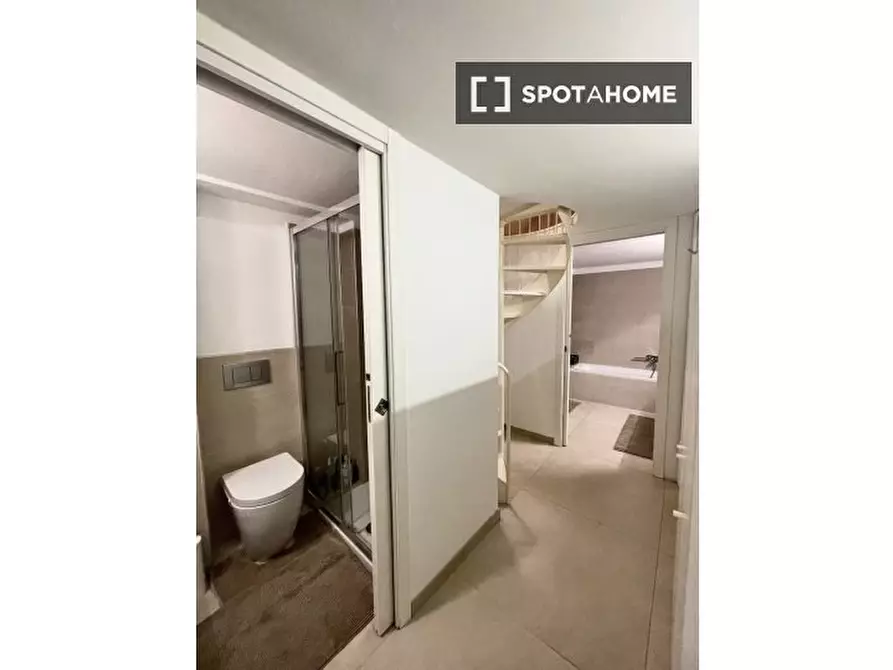 Immagine 19 di Appartamento in affitto  in Via Gaspare Rosales a Milano