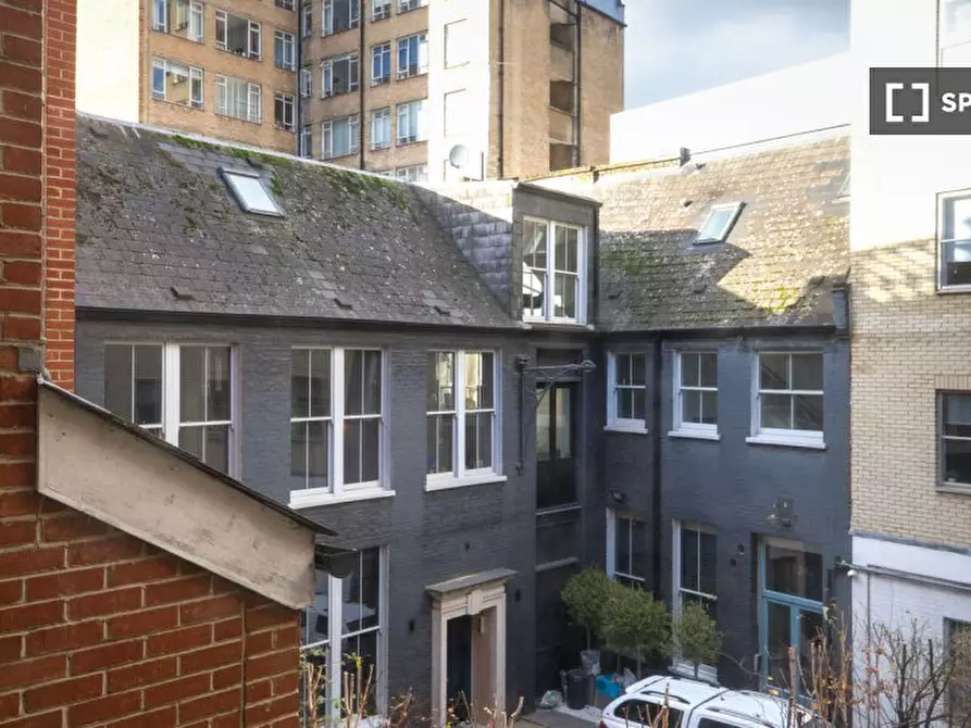 Immagine 3 di Appartamento in affitto  in Aldersgate St a Islington