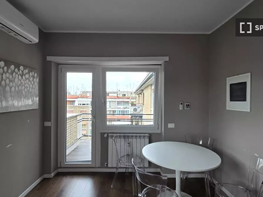 Immagine 14 di Camera condivisa in affitto  in Via Nicolò da Pistoia a Roma