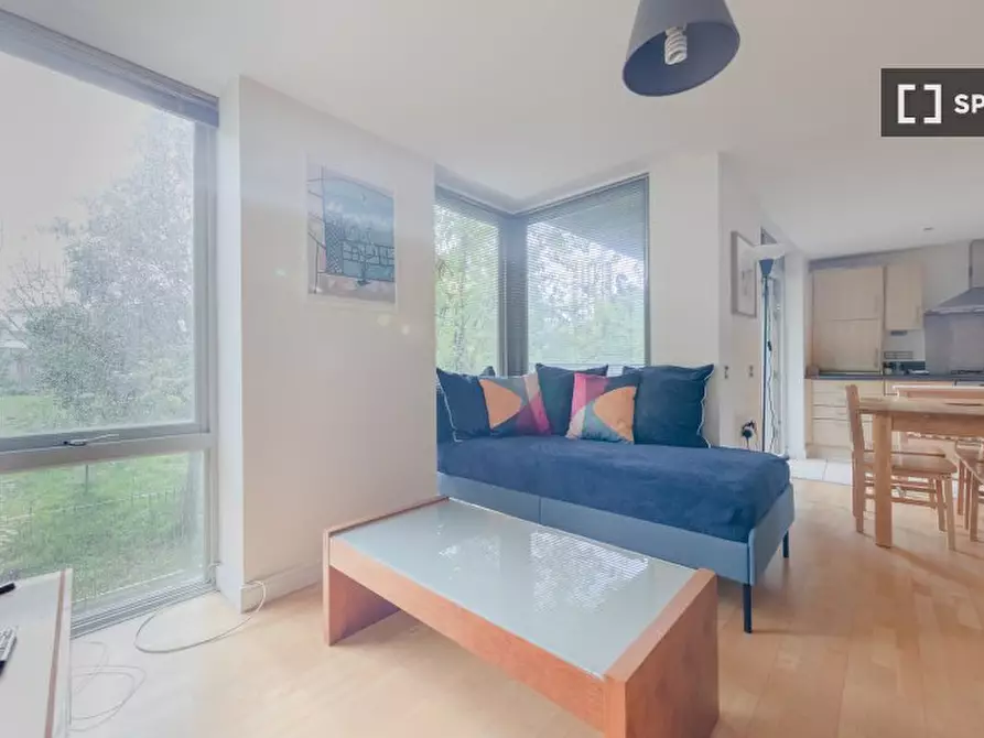 Immagine 17 di Appartamento in affitto  in Hunt Cl a Kensington
