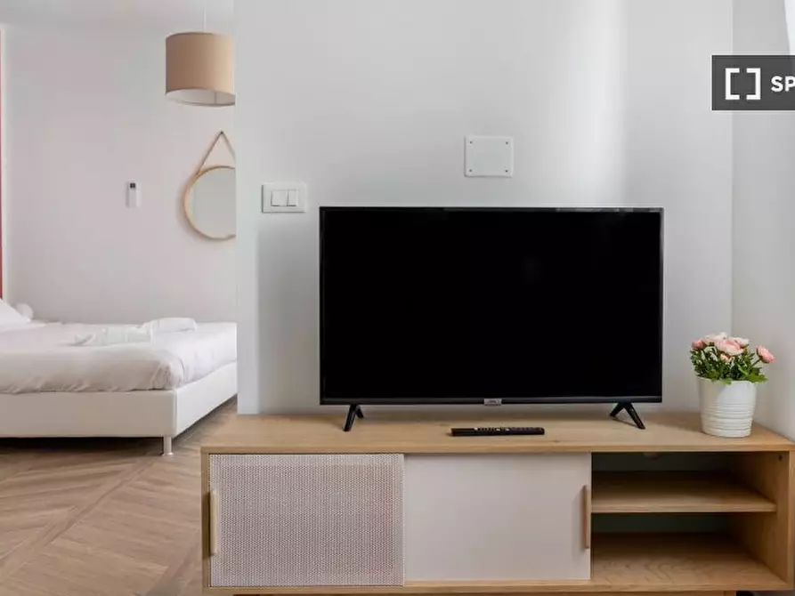 Immagine 3 di Appartamento in affitto  in Via Giuseppe Massarenti a Bologna