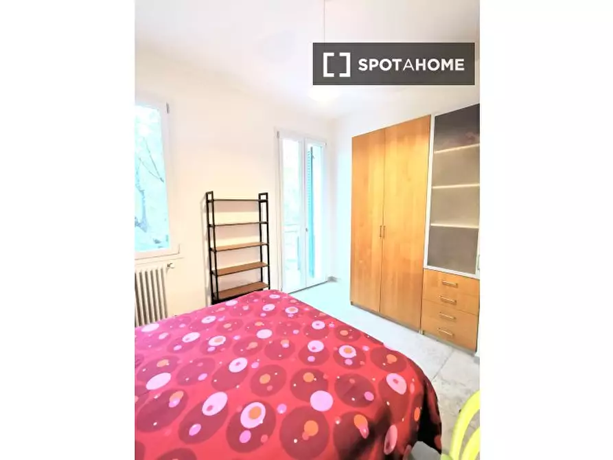 Immagine 14 di Camera condivisa in affitto  in Via Irma Bandiera a Bologna