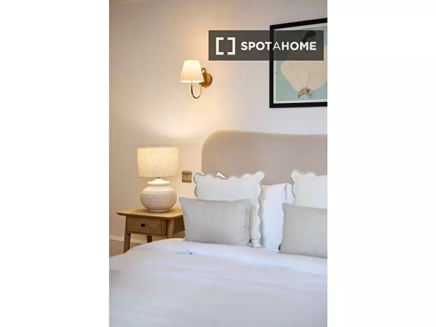 Immagine 18 di Appartamento in affitto  in Elgin Avenue a Paddington
